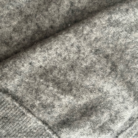 [XXS]Aritzia Community ionic cape cardigan sweater Poncho - Picture 6 of 12